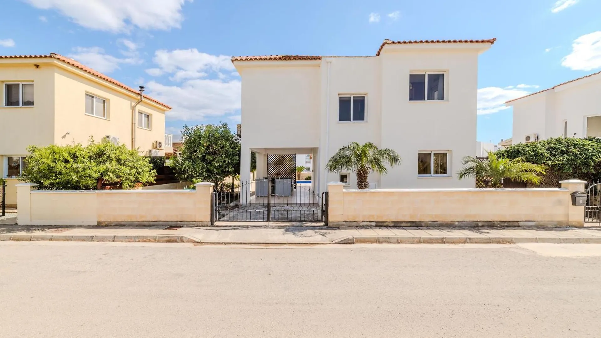 Marika Heights Villa Aya Napa Kıbrıs